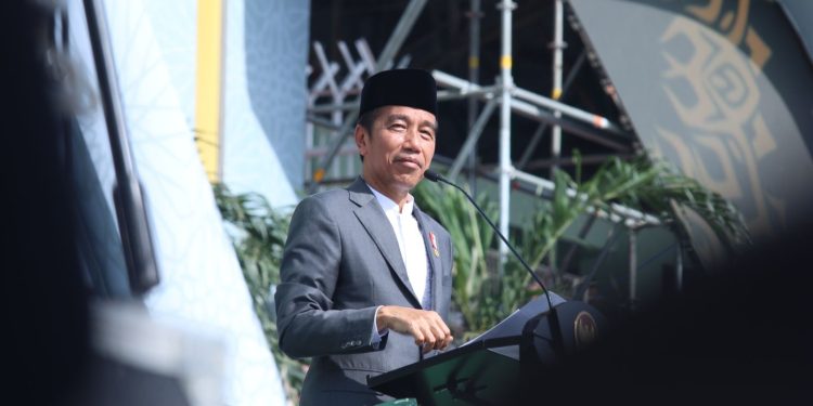 Pidato Puncak Resepsi 1 Abad NU: Jokowi Sampaikan Permintaan Khusus ke Lembaga-lembaga Pendidikan NU