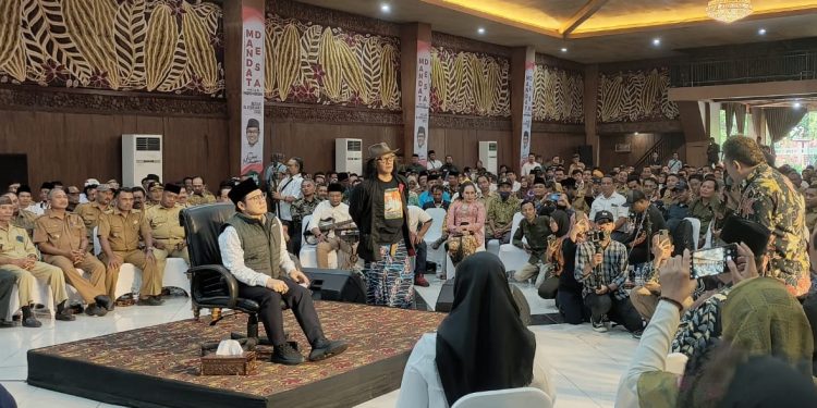 Gus Muhaimin Terima Mandat Nyapres 2024 dari Ratusan Kepala Desa di Jawa Timur