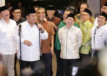 Seru…! PDIP Sebut Prabowo Bukan Lawan Sepadan bagi Ganjar Pranowo, Tidak Perlu Dikhawatirkan!