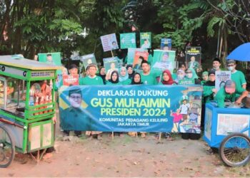 Peduli UMKM, Cak Imin Jadi Capres Pilihan Pedagang Keliling Jakarta Timur di Pilpres 2024.