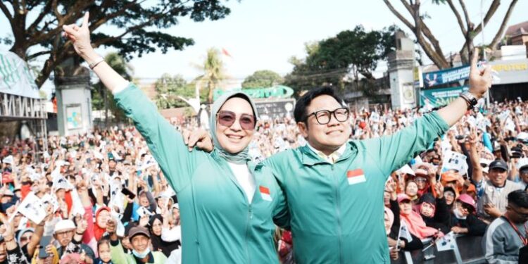 Jalan Sehat Bareng Rakyat di Kota Malang, Cak Imin Suarakan Semangat Perubahan!