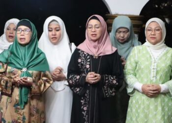 Kenang Jasa Para Penyebar Agama Islam, Ida Fauziah Ziarah ke Makam Para Habaib di Jakarta