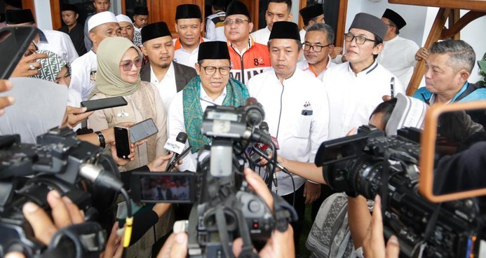 Pimpinan Ponses se-Kabupaten Garut dan 1.000 Ulama Deklarasi Dukung AMIN