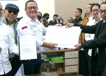 Tim Hukum AMIN Resmi Daftar Gugatan Sengketa Pemilu ke MK