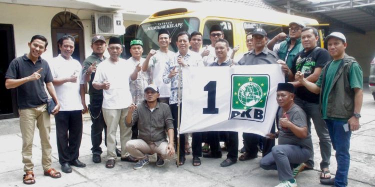 Harlah ke_26, PKB Jakarta Ajak Caleg Terpilih DPRD DKJ 2024-2029 Ziarah Makam Gus Dur di Jombang Jawa Timur
