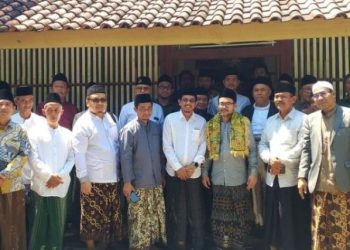 Para Kiai Khos Berkumpul di Bangkalan Bentuk Presidium MLB NU