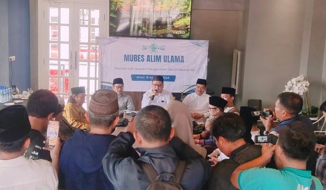 Para Kiai Khos Berkumpul di Bangkalan Bentuk Presidium MLB NU