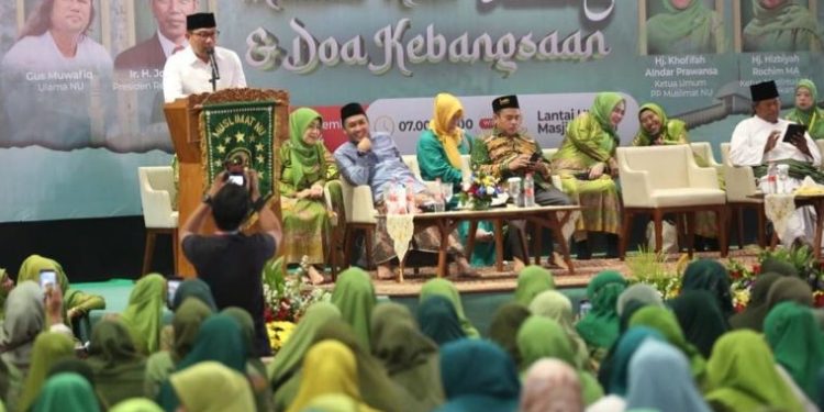 Silaturahmi dengan Muslimat NU, Ridwan Kamil Cerita Wasiat Kakek dan Pesan Ibundanya