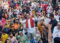 Kampanye di Pasar Jabon Meruya, Ridwan Kamil Janji Lestarikan Lenong Betawi