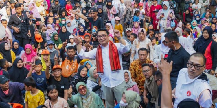 Kampanye di Pasar Jabon Meruya, Ridwan Kamil Janji Lestarikan Lenong Betawi